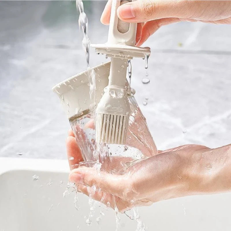 Silicone Brush Oil Dispenser